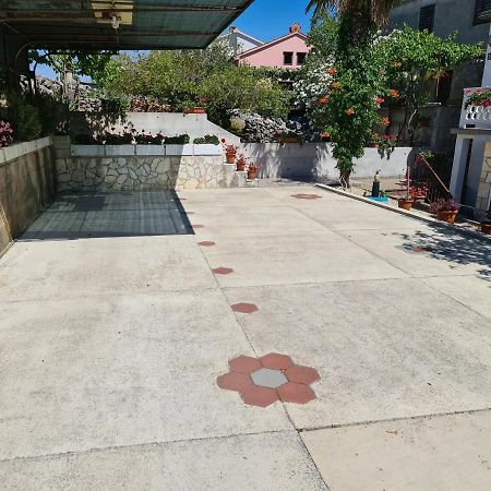 Salatić Apartment Cutul מראה חיצוני תמונה