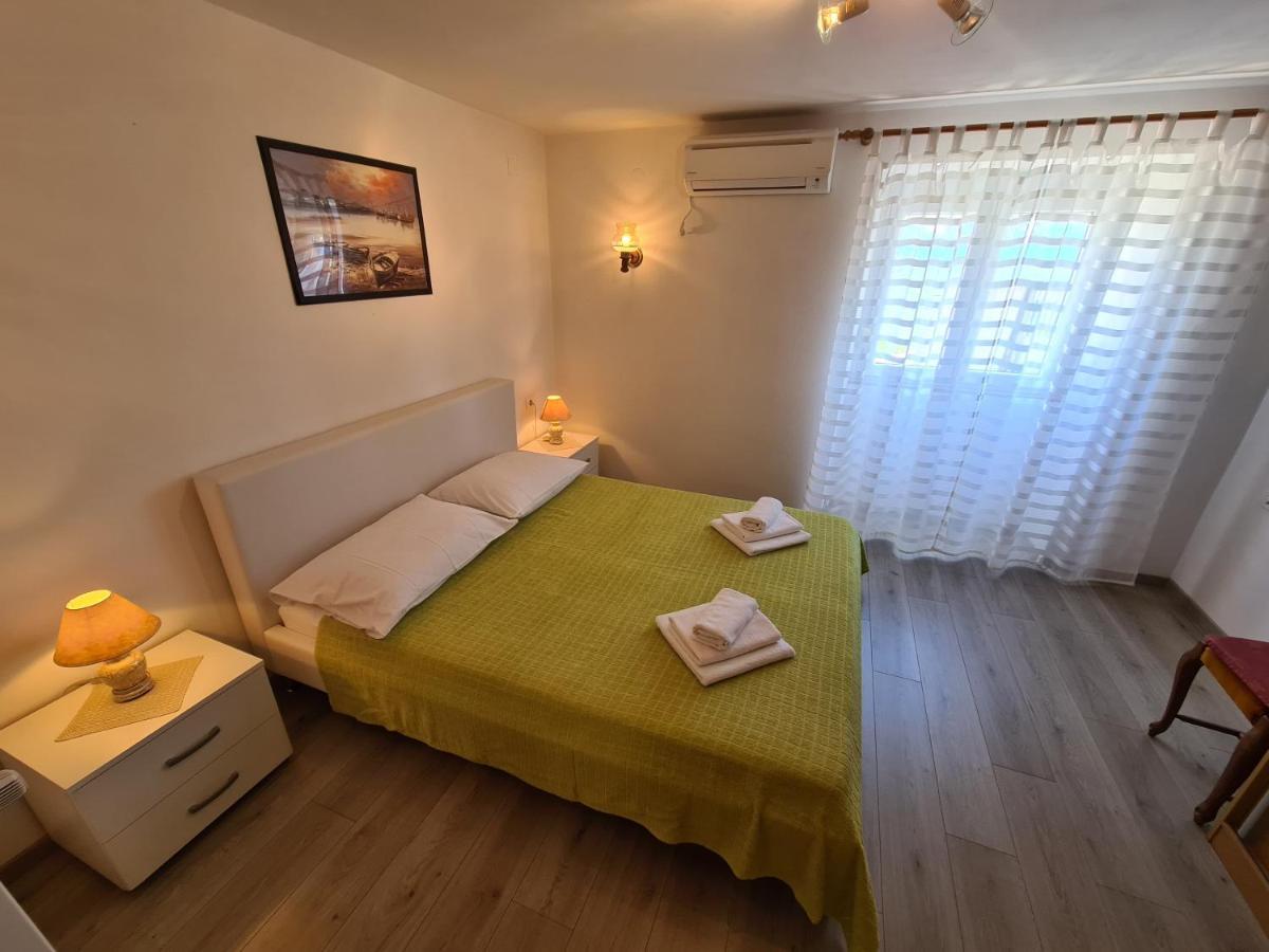Salatić Apartment Cutul מראה חיצוני תמונה
